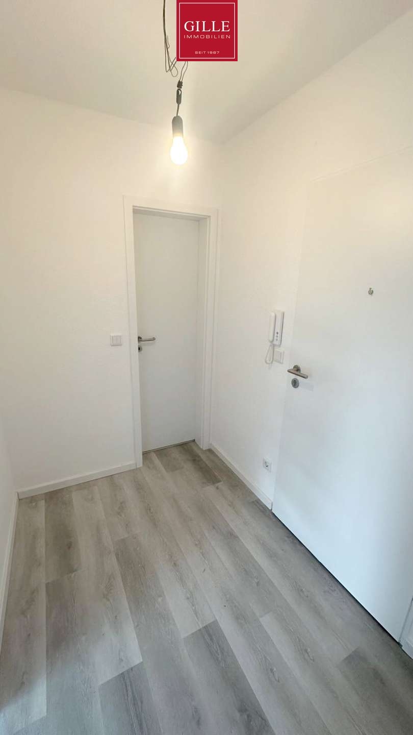 Ansicht 9 von: Neuss-Uedesheim: Saniertes Apartment mit kleinem Garten, Einbauküche u.  modernem Tageslichtduschbad